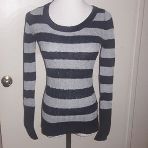 Knitted long sleeve